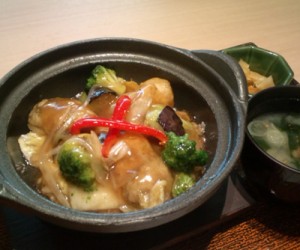 広島産カキと彩り野菜の鍋 あんかけご飯